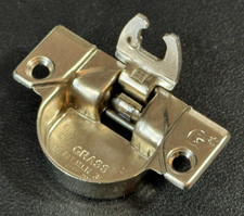 GRASS 850 Cabinet Hinge Self-Closing NEW PERFECT CONDITION