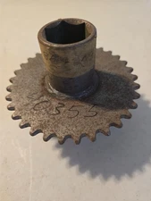 NOS OEM SNAPPER 40355 SPROCKET HUB 7040355 7040355YP - FREE SHIPPING W/TRACKING