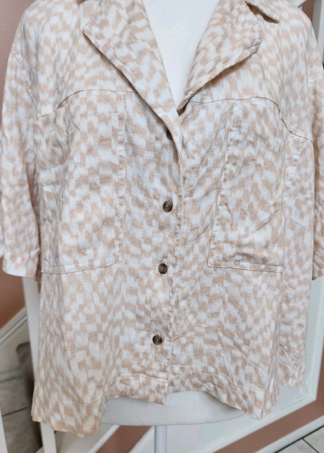 UNIVERSAL THREAD Beige White Button Front Short S… - image 7