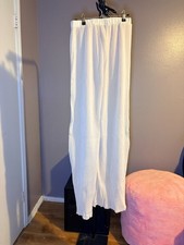 PrettyLittleThings Cream Plisse, Wide Leg High Waisted Pants, Women's Sz 4 - NWT