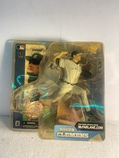 ROGER CLEMENS~YANKEES~2002 MCFARLANE SPORTS PICKS 2 MLB BASEBALL ACTION FIGURE