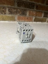 100-C16ZJ10 Ser B Allen Bradley Contactor 