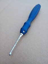 Copa médica Globus Curette 6185.0006 con mango de aluminio