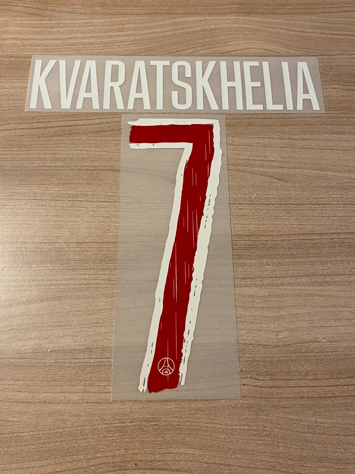 Flocage KVARATSKHELIA N7 Europe PSG 24/25 idéal pour réparer ou créer votre maillot