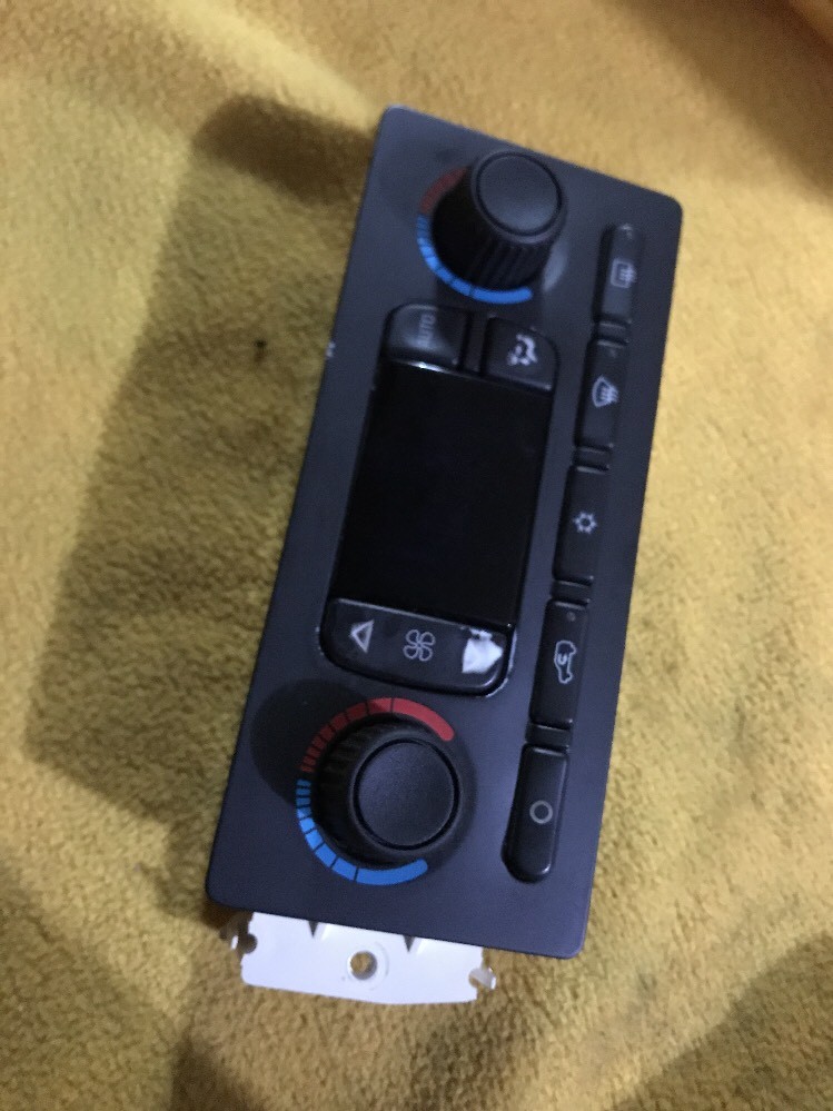 0506 ENVOY TEMPERATURE CONTROL FRONT AUTOMATIC 15220319 eBay