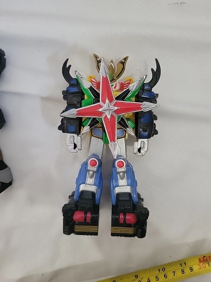 Vtg Power Rangers Ninja Storm 6.5" Hurricane Megazord w/ chest piece Bandai 2003 - Image 4 of 4