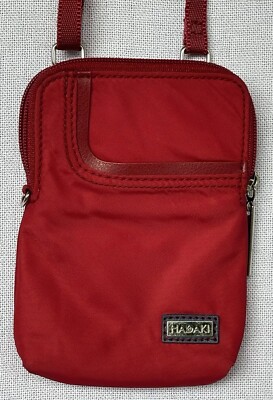 HADAKI Small Mobile Crossbody Excellent Condition.