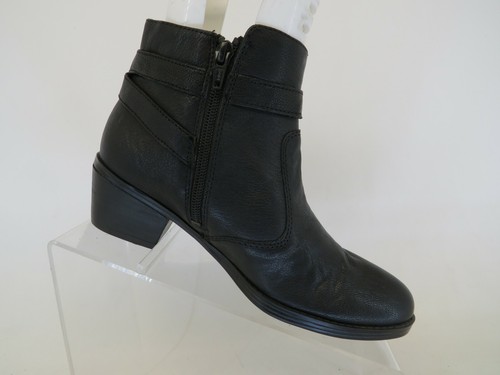 naturalizer booties wide width