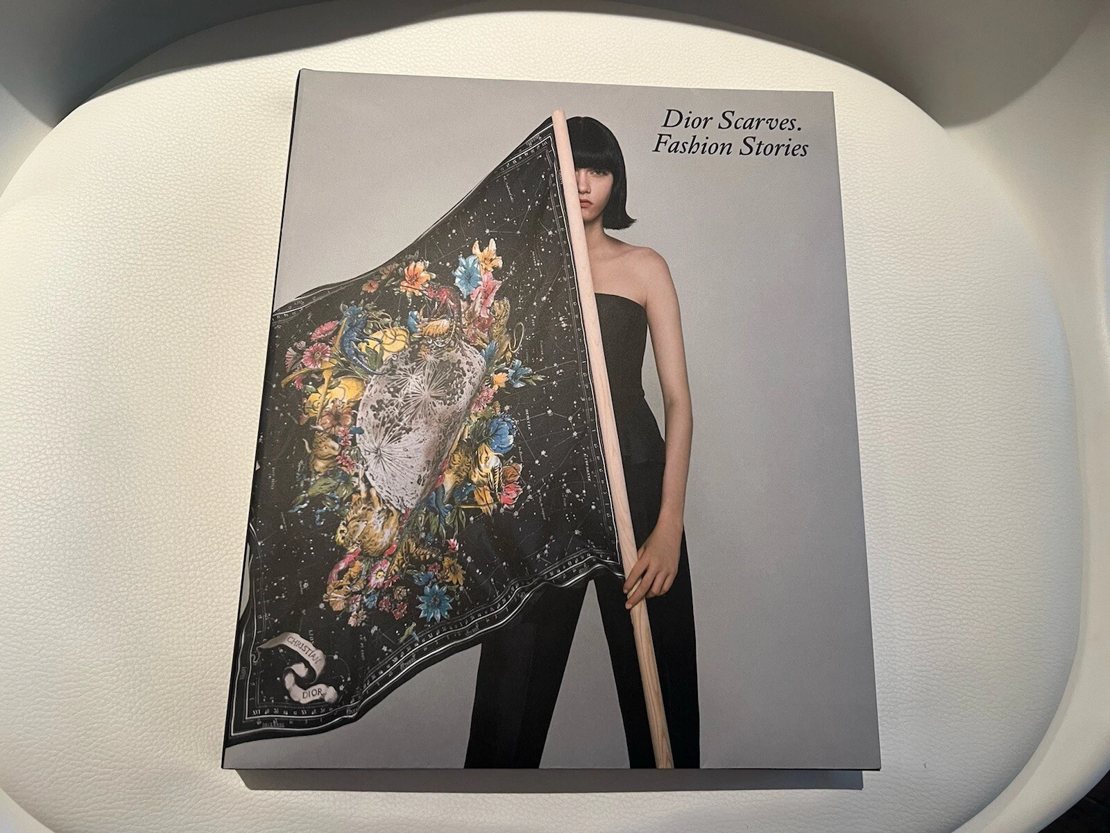 Foulards Dior   Histoires de mode 