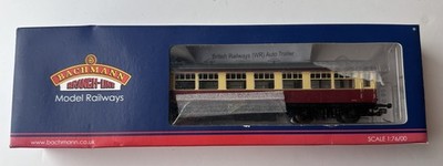Bachmann 39-575 OO BR Auto Trailer Crimson And Cream BR 1:76 Boxed