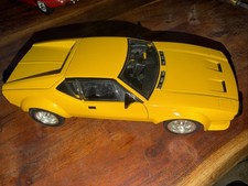 Hot Wheels DETOMASO PANTERA Yellow 1:18 Scale Diecast Model Sports Car