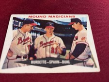 1960 Topps Mound Magicians #230,, Warren Spahn,