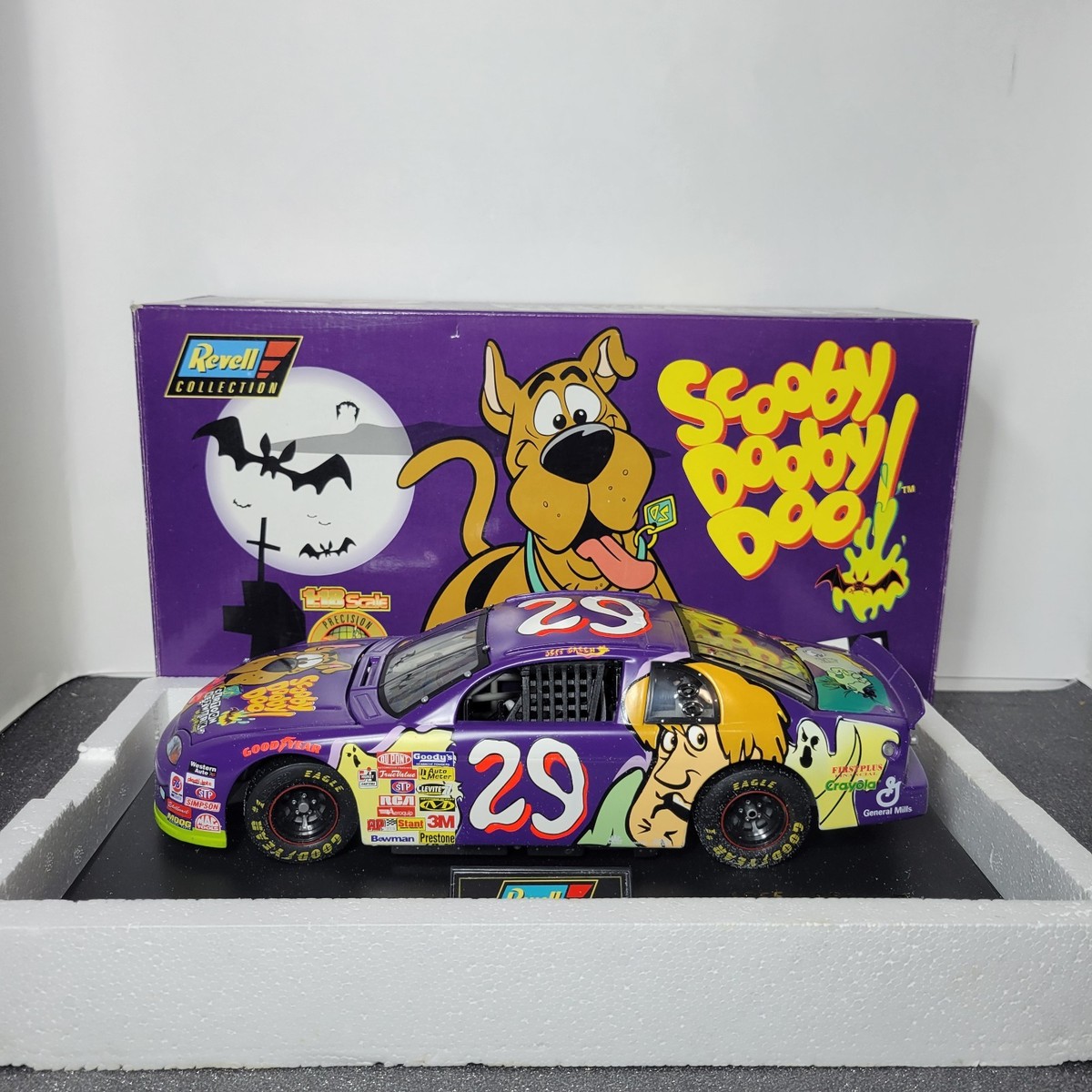 1:18 REVELL COLLECTION JEFF GREEN 1997 MONTE CARLO SCOOBY-DOO 1 of