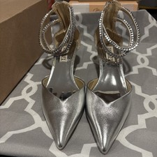 Badgley Mischka Silver 9 Women’s Silver with Strappy Stones