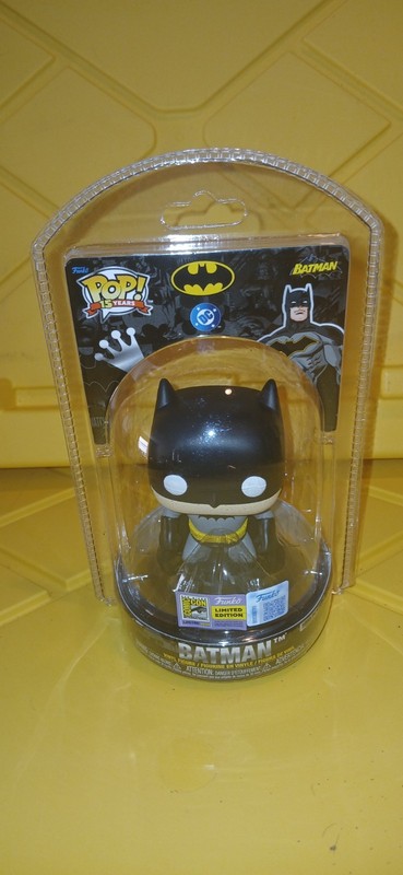 Rare New 2025 SDCC Exclusive Limited Edition FUNKO Pop 15 Years Clamshell Batman