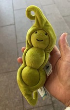 Jellycat Green Pea Pod Plush - Vivacious Vegetable Collectible, Complete BNWT 