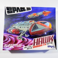 MPC Round 2 Space: 1999 Model Kit Hawk Mark IX 1/48 mpc947/12