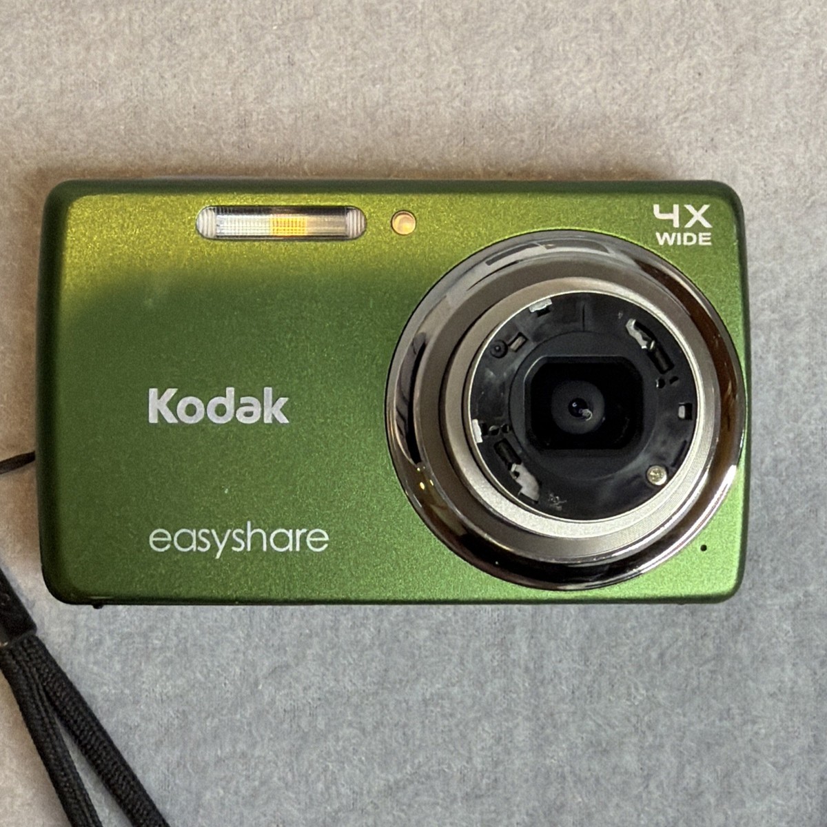 Kodak EasyShare M532 14.0MP Digital Camera 4x Missing Trim Ring