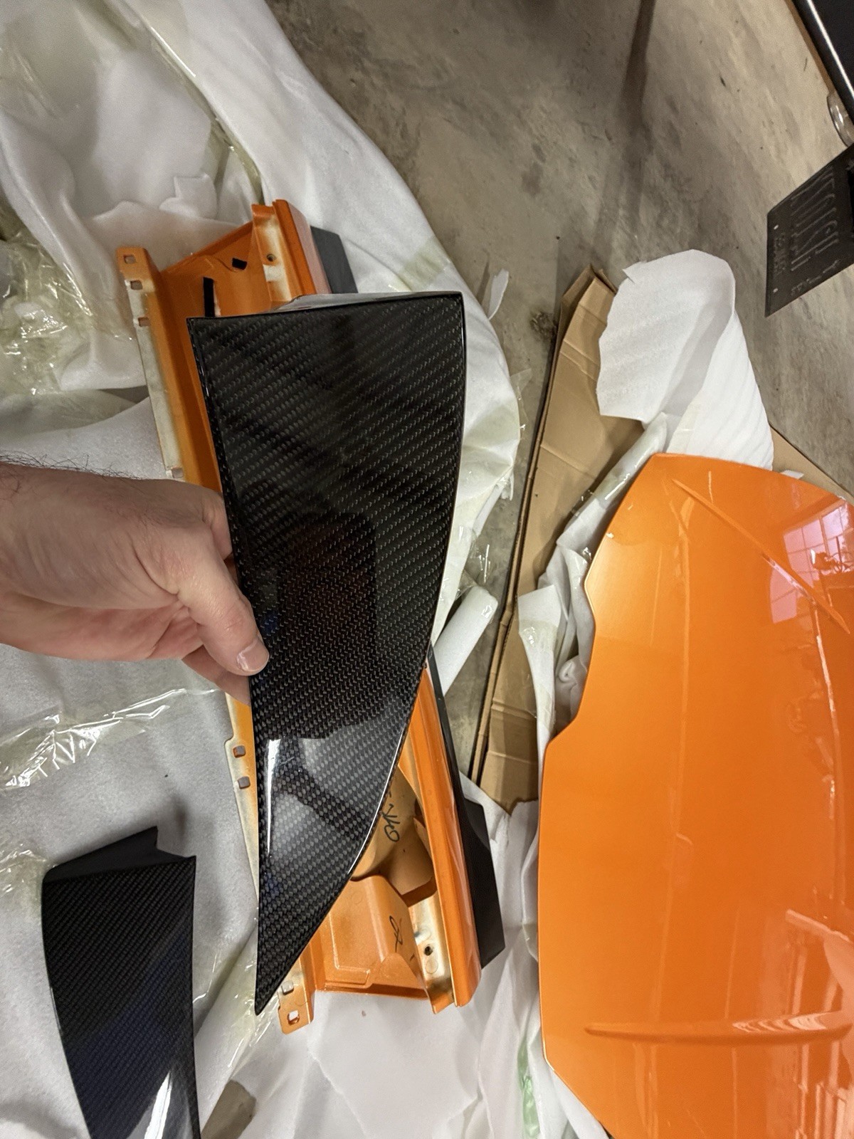 2015 Lamborghini Huracan Rear Deck Lid Upper Panel With carbon Fiber Spoiler PPF