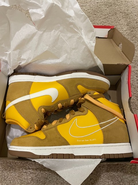 Size 9 - Nike Dunk High SE First Use Pack - University Gold 2021 for sale  online | eBay