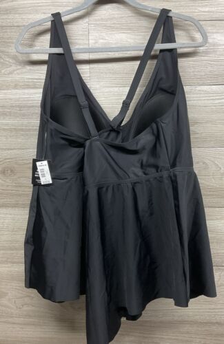 NEW Torrid Tankini Womens 4 Solid Black Swimwear Bikini Top V-Neck Flowy Sexy - Picture 3 of 11