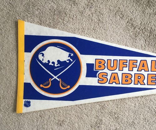 Vintage Buffalo Sabres NHL Hockey Pennant Flag Blue Yellow Swords New York USA - 第 2/4 張圖片