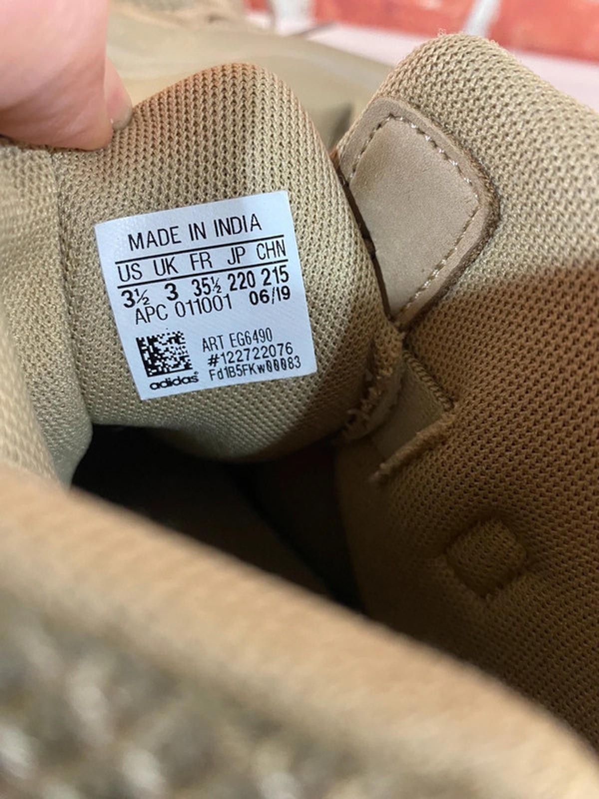 Boys adidas Yeezy Desert Boot Rock beige trainers uk 3 eu 36 image 6