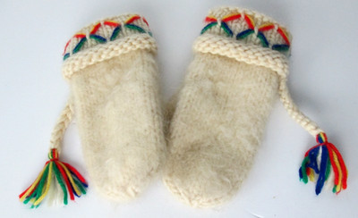 Women's Vintage Mohair Mittens Cuffed Wrist Tassel Trim Rainbow Colors Size M