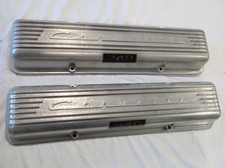 Oem Gm 1960s Corvette Small Block Chevy Valve Covers Finned Aluminum 3767493