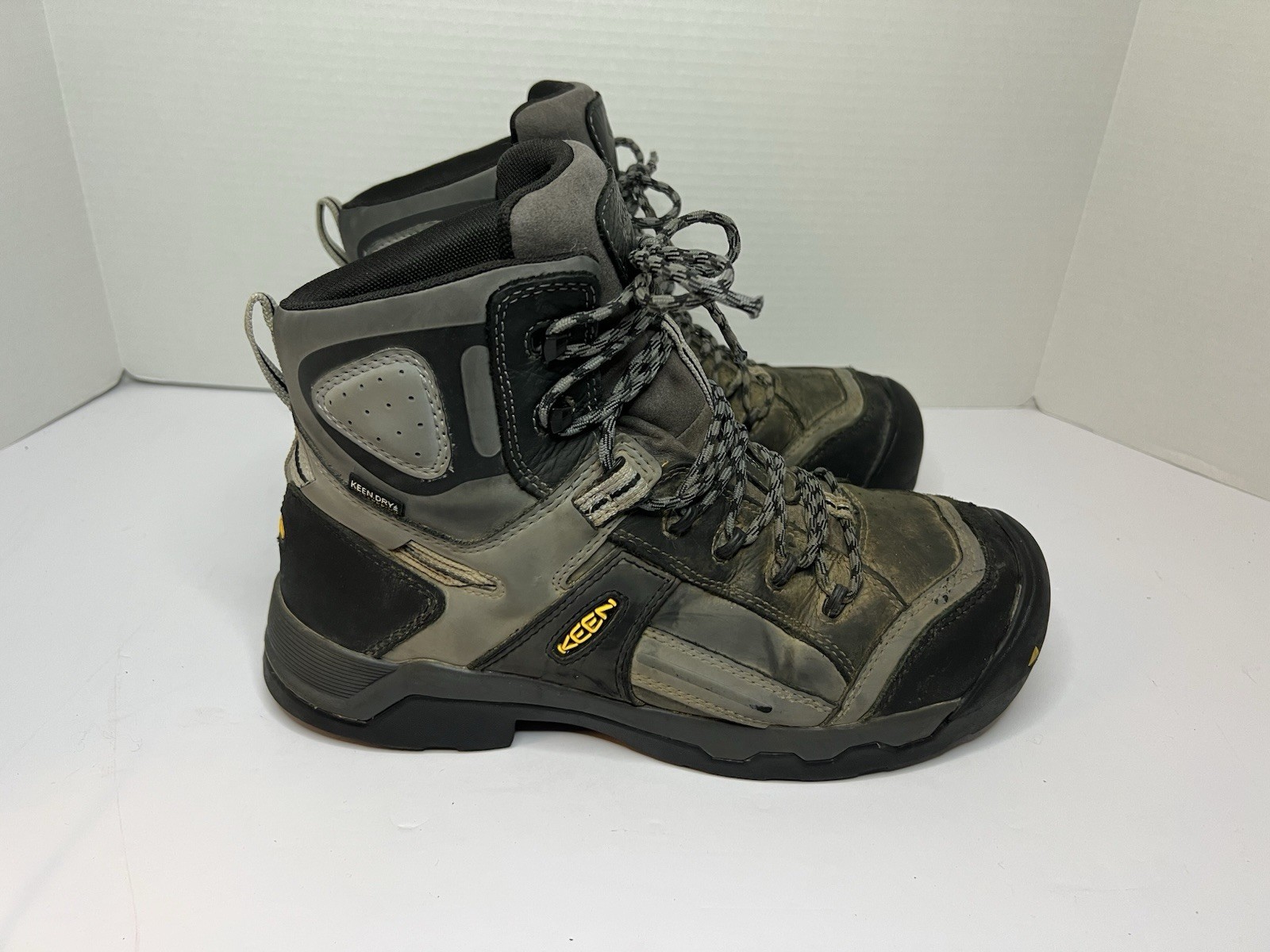 Stivali da lavoro Keen Dry uomo punta acciaio utility impermeabili ASTM F2413 18 US 9 5D EUC