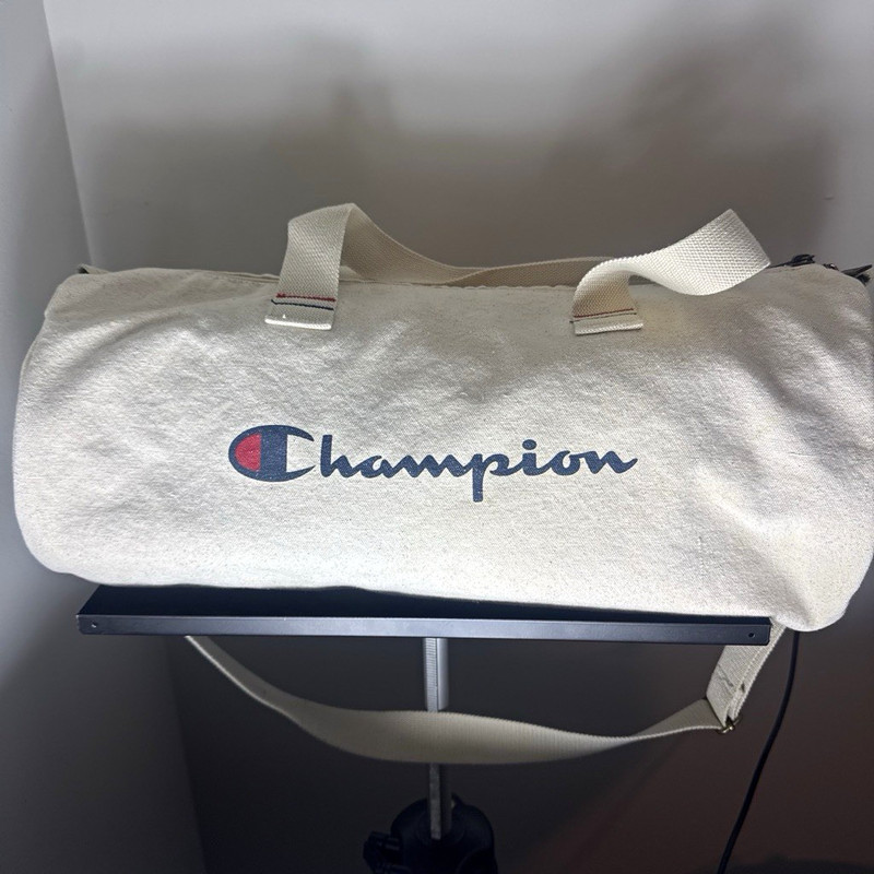 Champion Large Beige Canvas Duffle Bag Zip Closure Adjustable Strap Logo & swtr