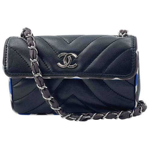 Used CHANEL 9598163 Classic Flap Shoulder Bag Chain Shoulder Bag Ladies 25019382