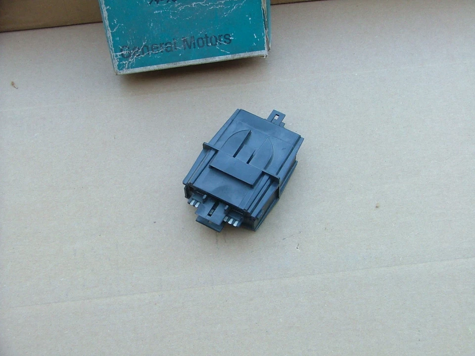 1974-75 GM Chevy, Pontiac Olds conjunto lógico de bloqueio eletrônico, NOS! 9736651 - Imagem 4 de 4