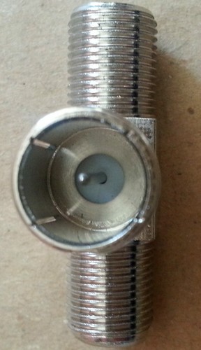 CABLE COAXIAL T DIVISOR, ENCHUFE F MACHO A 2 X HEMBRA RF TV SATÉLITE CONECTOR CABLE CIELO - Imagen 6 de 6