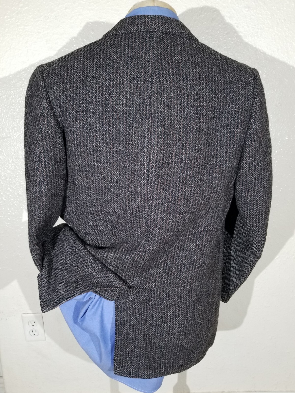 38R Vintage herringbone Tweed ENGLAND HandWoven rainbow Sport Coat Jacket Blazer image 3