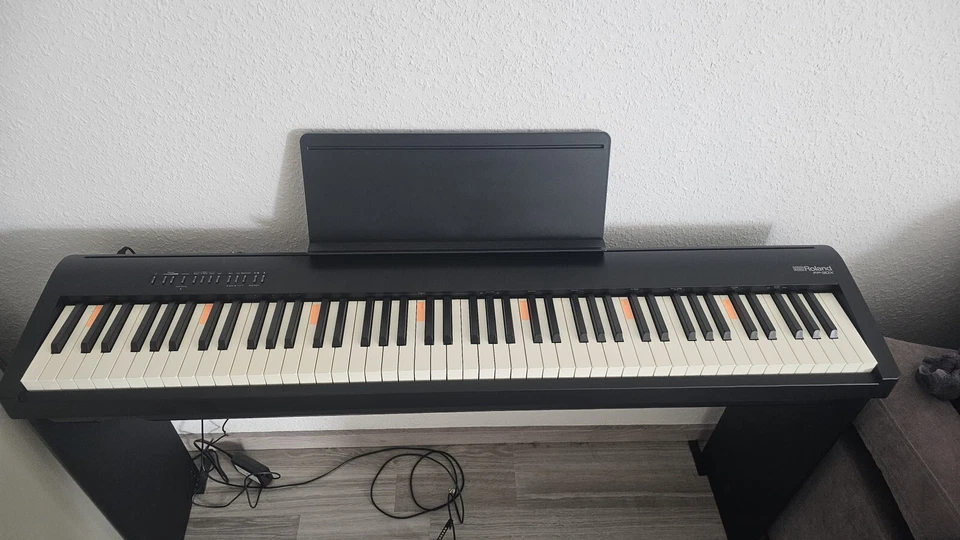 Roland FP-30X, Foto 3 von 5