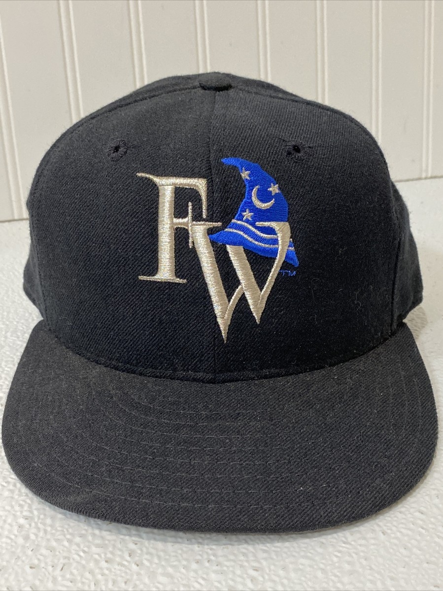 Vintage 90s Minor League Baseball New Era Size 7 1/8 Hat Fort 