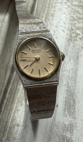 Vintage Seiko Watch Women Gold Two Tone Round 5420-0129 7.5" w/ Safety Chain