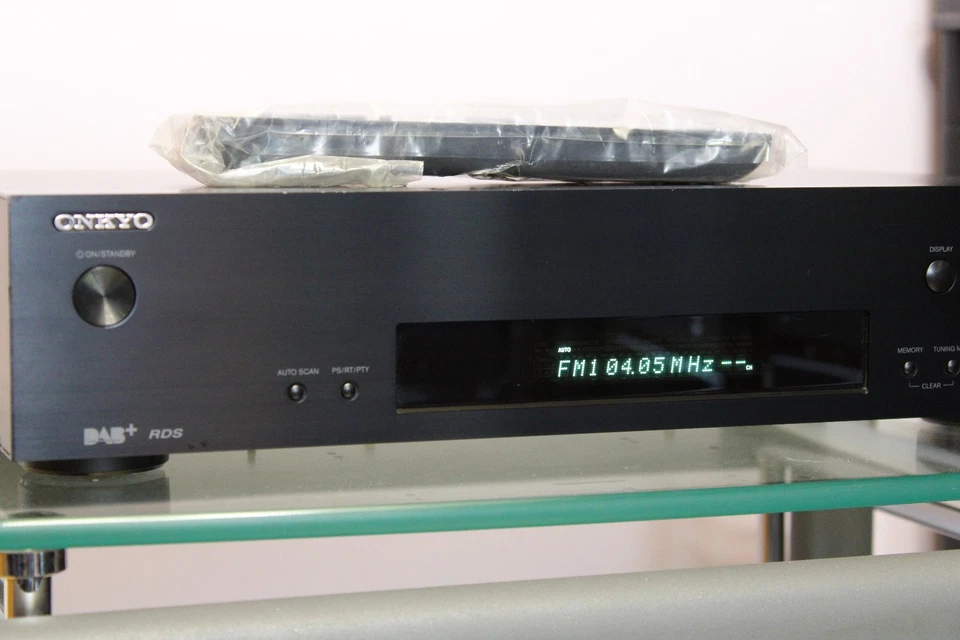 Onkyo T-4030   DAB/FM  Tuner - Bild 2 von 4