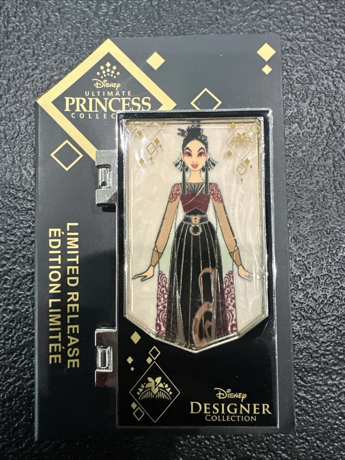 Mulan Disney Ultimate Designer Princess Collection Hinged Pin LR HKDL