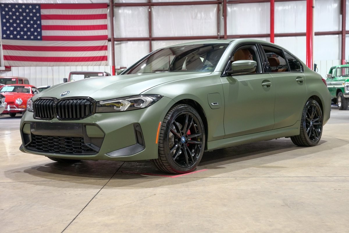 2023 BMW 330e xDrive xDrive