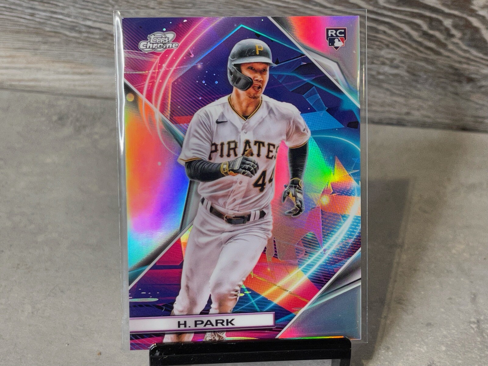 2022 TOPPS CHROME COSMIC HOY PARK REFRACTOR ROOKIE CARD #88 PIRATES