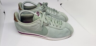 RARE Nike Classic Cortez Premium Women Mica Green AR5696-300