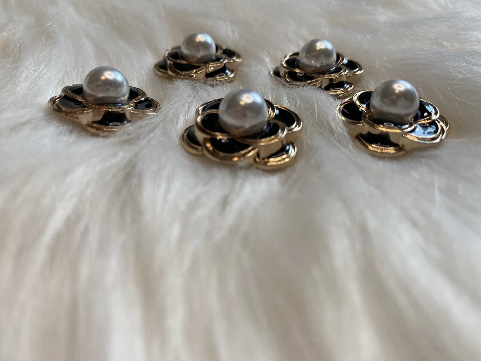 Black Camellia Flower buttons Faux Pearl White Gold Color Lot Of 5 New DIY Sew - Image 2 of 4