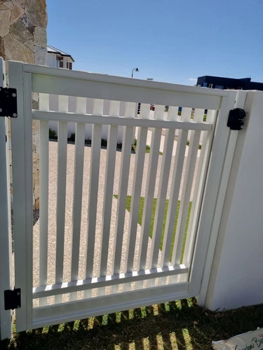 3 colours - SQM price White Black Grey BATTEN Gates - Using 40x40mm Battens - Picture 7 of 12