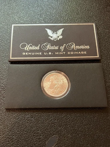 1886 $1 Morgan Silver Dollar Good Condition Comes With Case