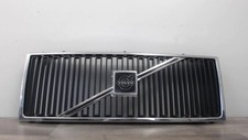 Calandre Volvo 740
