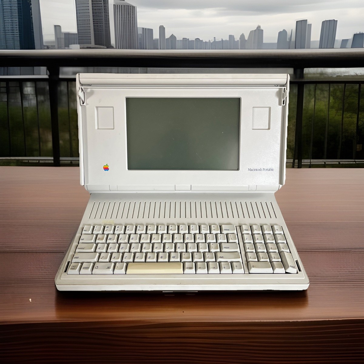 Vintage 1989 Apple Macintosh Portable M5120 Laptop w/ Case