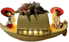 VINTAGE 1950’s FUHRY AND SONS CERAMIC ORIENTAL ASIAN BOAT TV LAMP. WORKS PERFECT