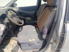 Siège Nissan ALMERA TINO